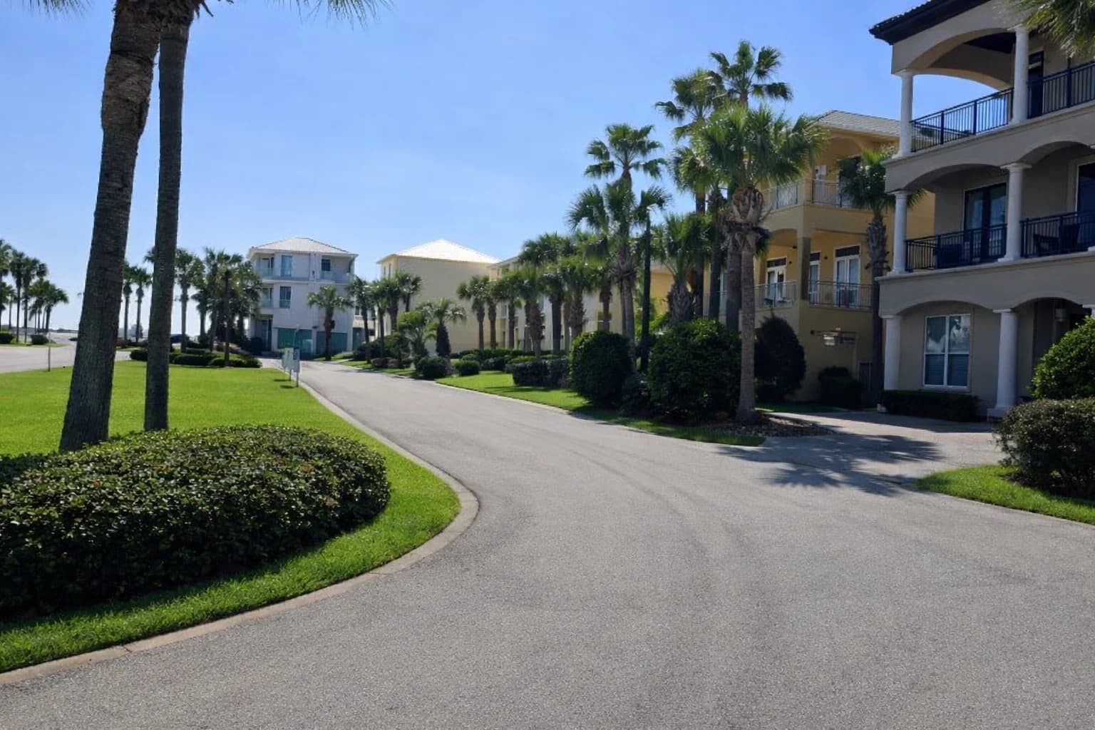 The Shores Houses 