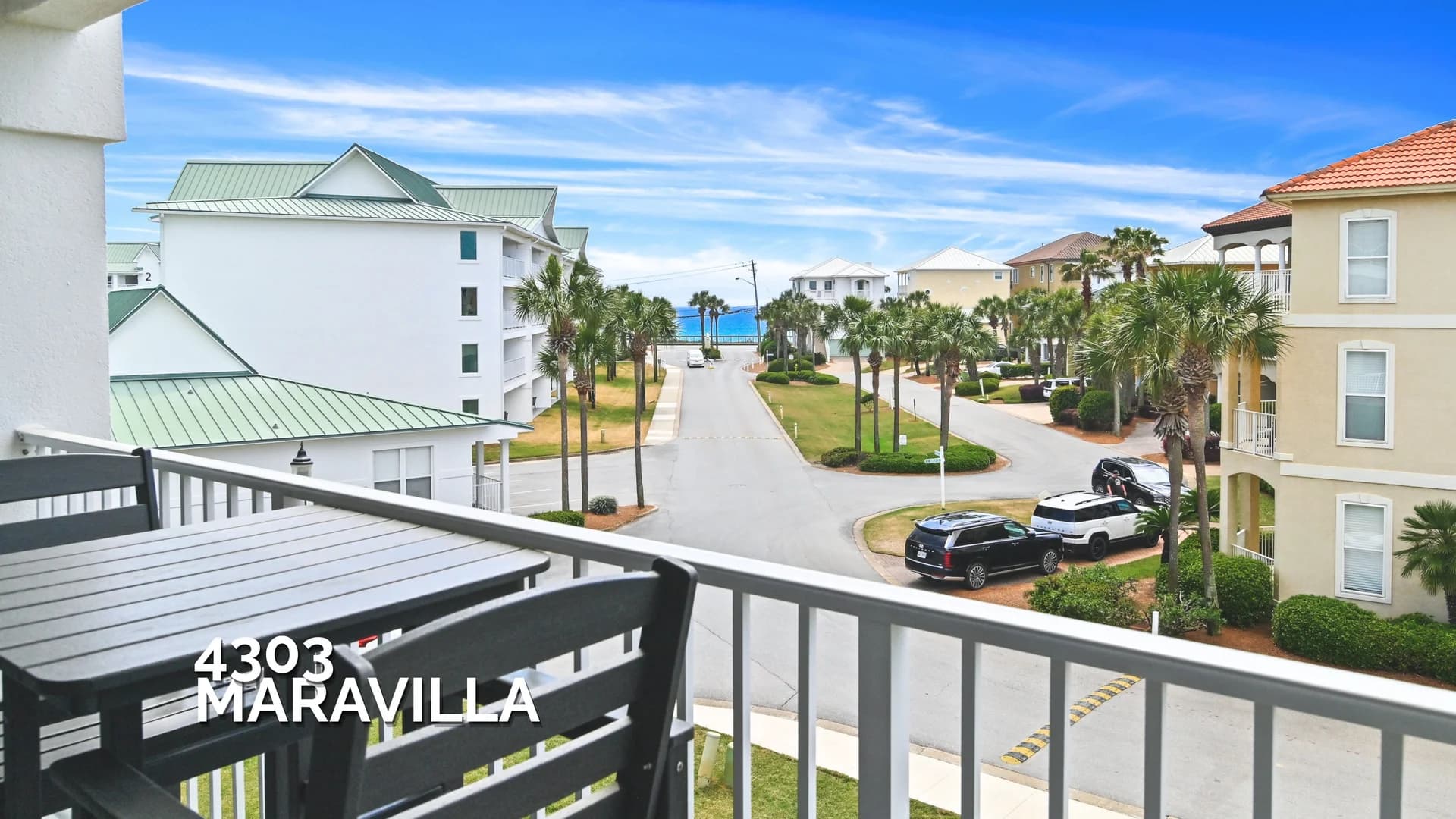 Steps to Beach • Gulf View Condo w/ Beach Service