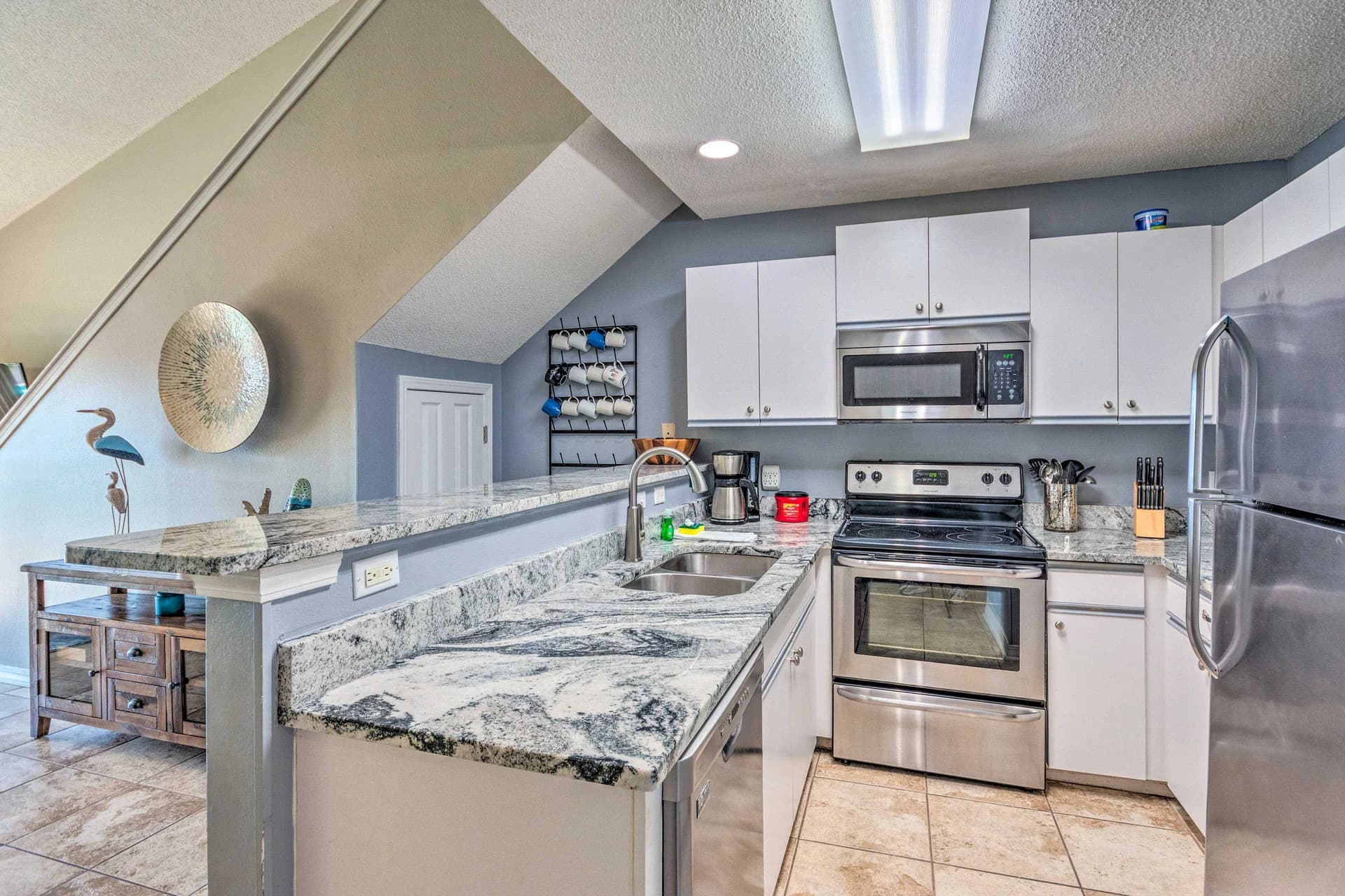 Well-Appointed Family Condo on Miramar Beach! - Photo 3
